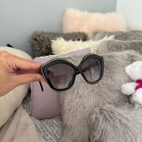 Gucci Black Women's Sunglasses with Crystals - Picture 1 of 12